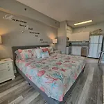 Deluxe Beachfront Studio, Shores Of Panama, Oceanviews And Updated