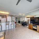 Amazing Sunset Oceanfront Condo