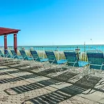 Majestic Beach Towers 1-1006