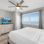 2-Bedroom Beachfront Condo At Shores Of Panama! By Dolce Vita Getaways Pcb!