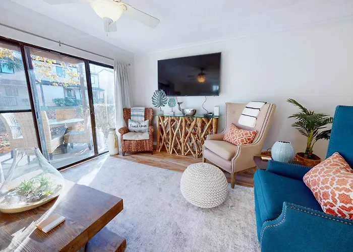 Portside Resort E2