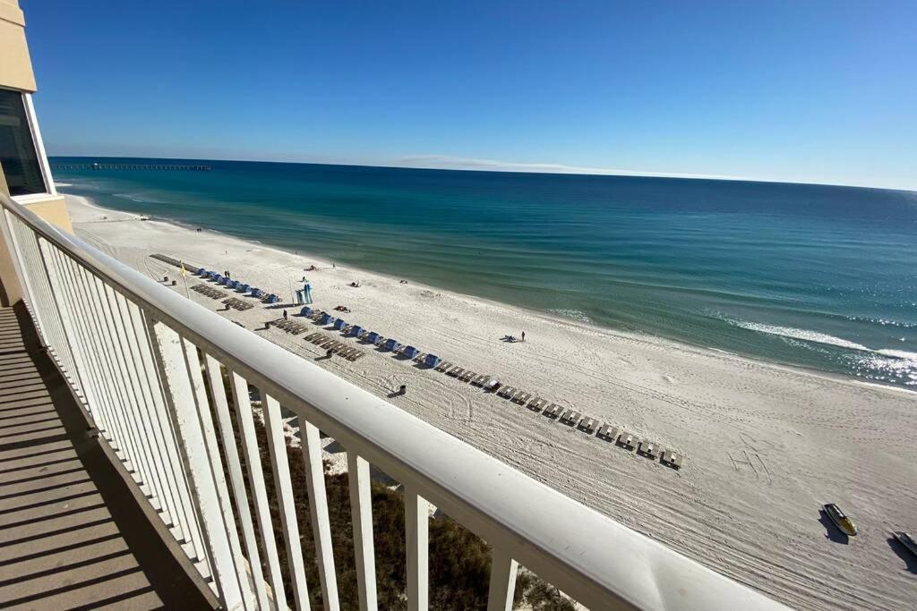 Happy Ours 2200 Sq Ft Corner Beachfront Sleeps 12 Apartment Panama City Beach