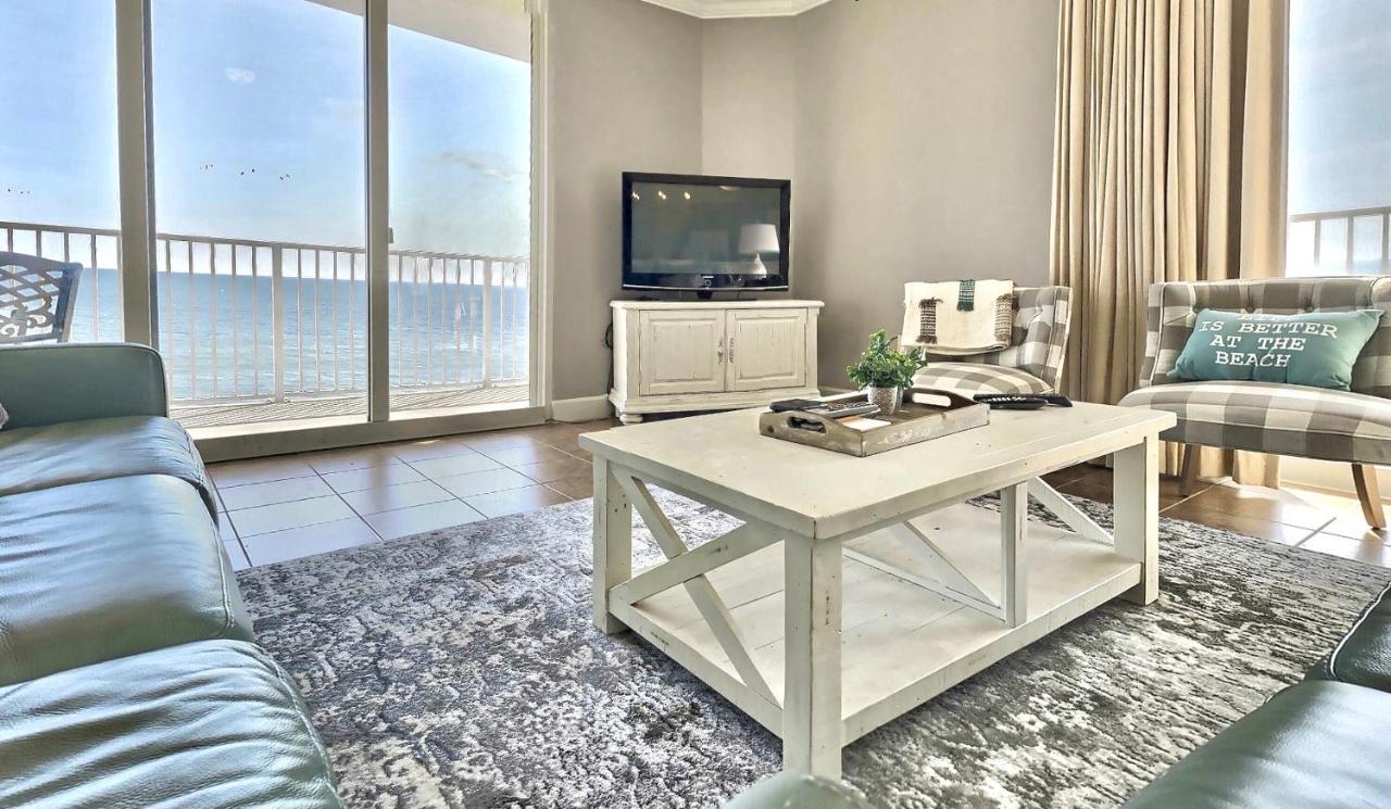 Happy Ours 2200 Sq Ft Corner Beachfront Sleeps 12 *