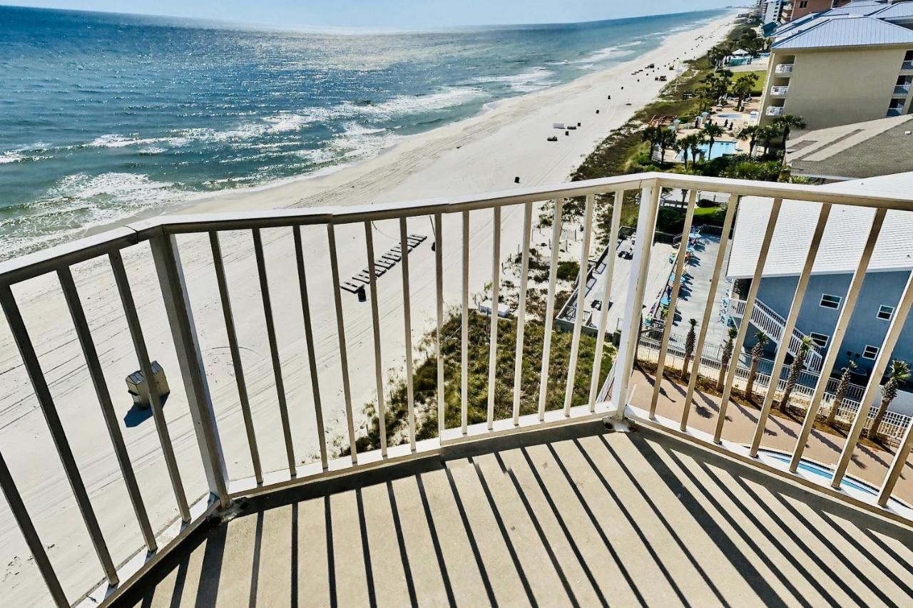 Happy Ours 2200 Sq Ft Corner Beachfront Sleeps 12