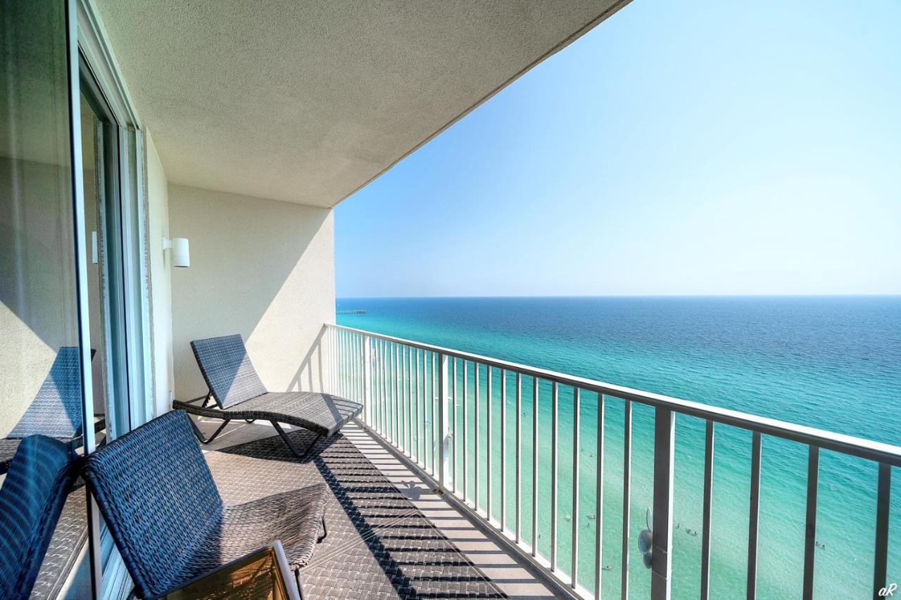Amazing Sunset Oceanfront Apartment