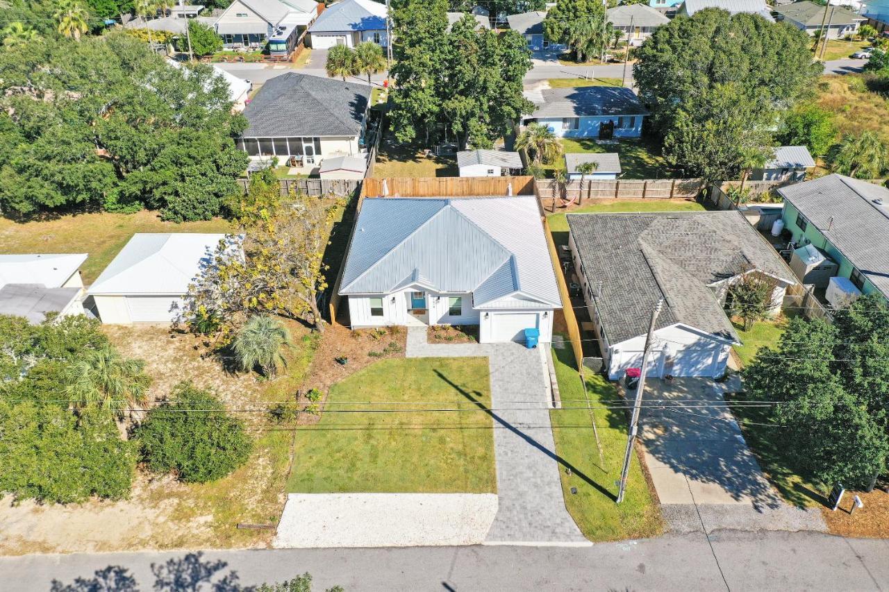 House W/private Pool - The Sanderling Holiday home