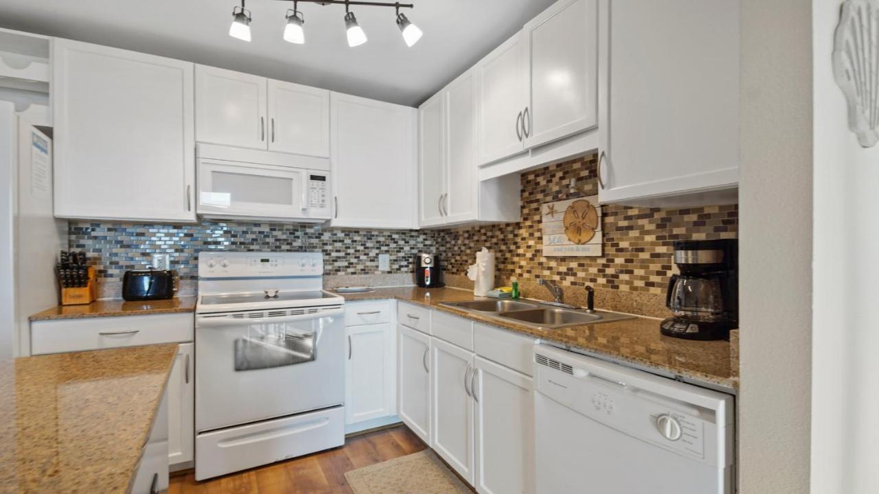 Laketown Wharf #1211 By Nautical Vacation