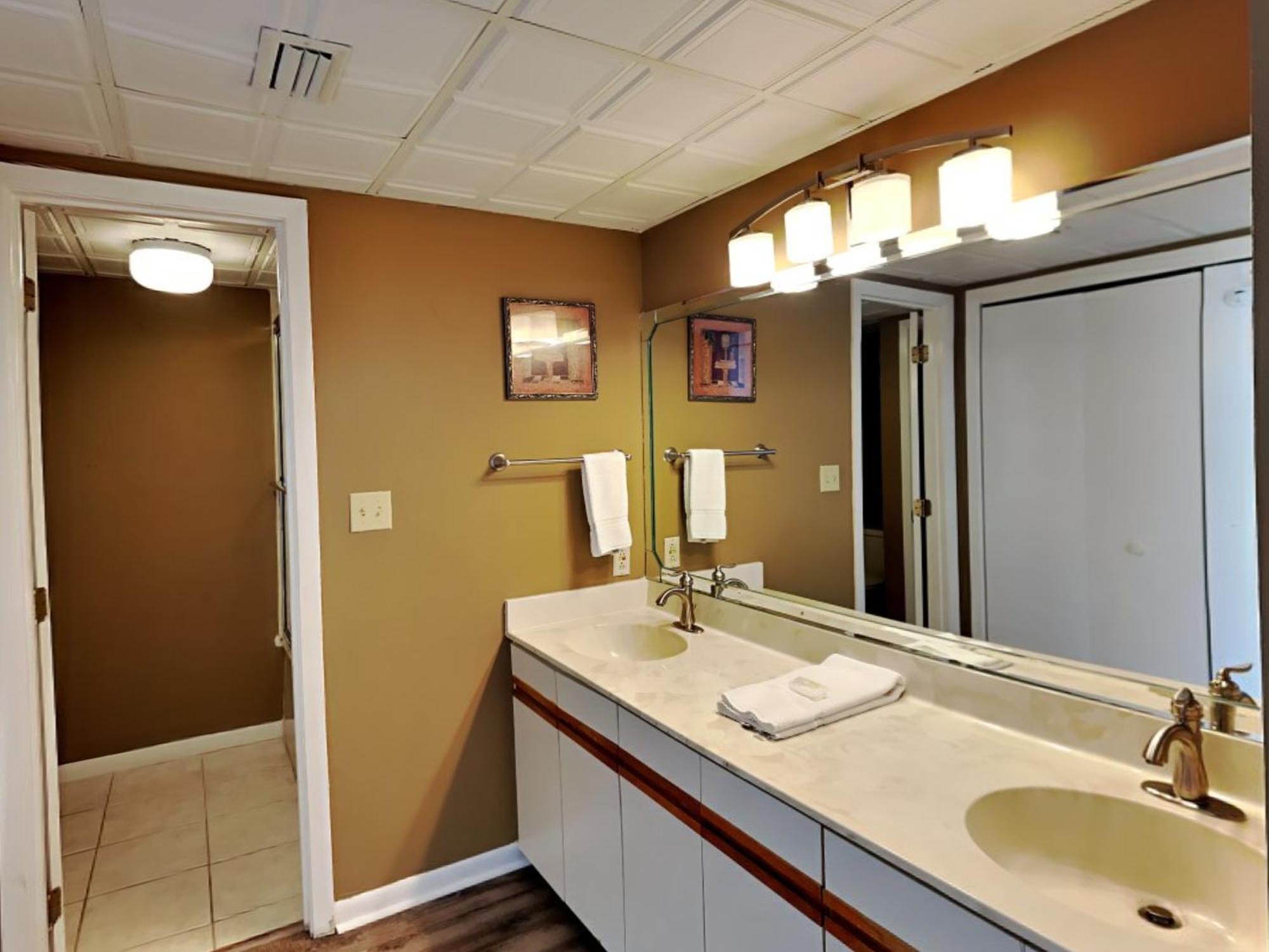 Edgewater E10912 Apartment *