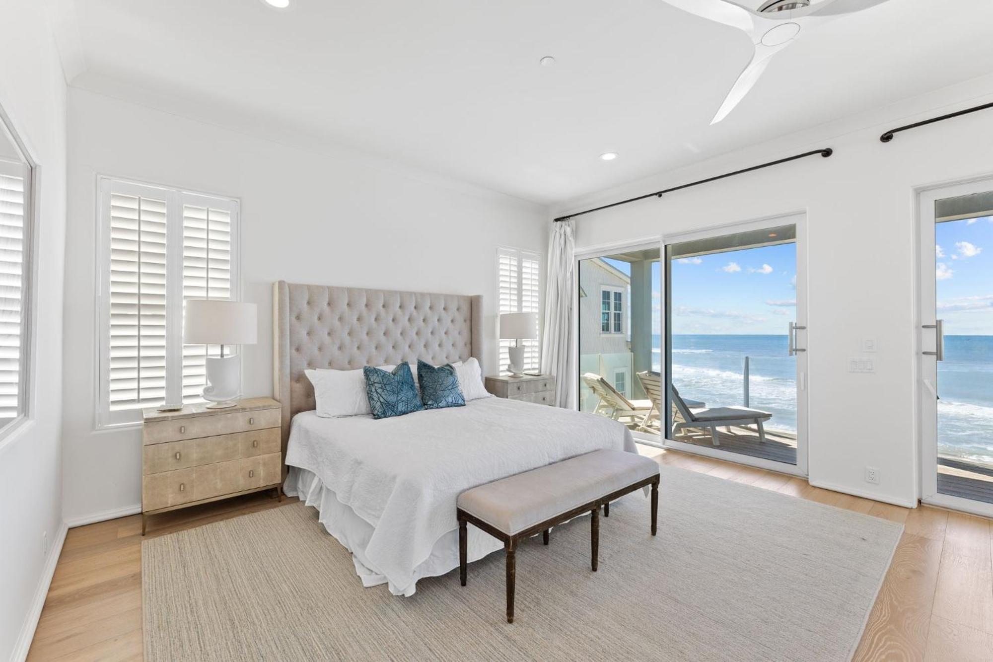 Gulf Front Luxurious With Private Pool And Access