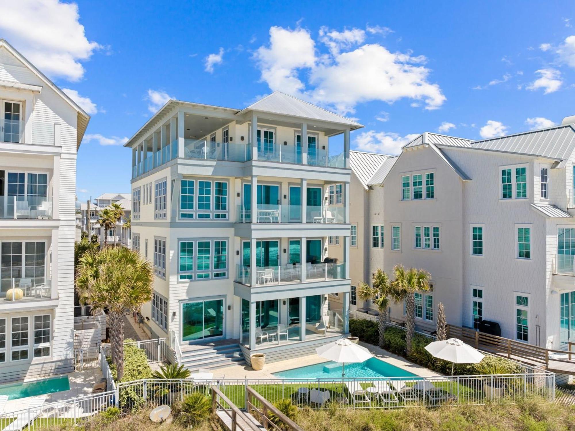 Holiday home Gulf Front Luxurious With Private Pool And Access