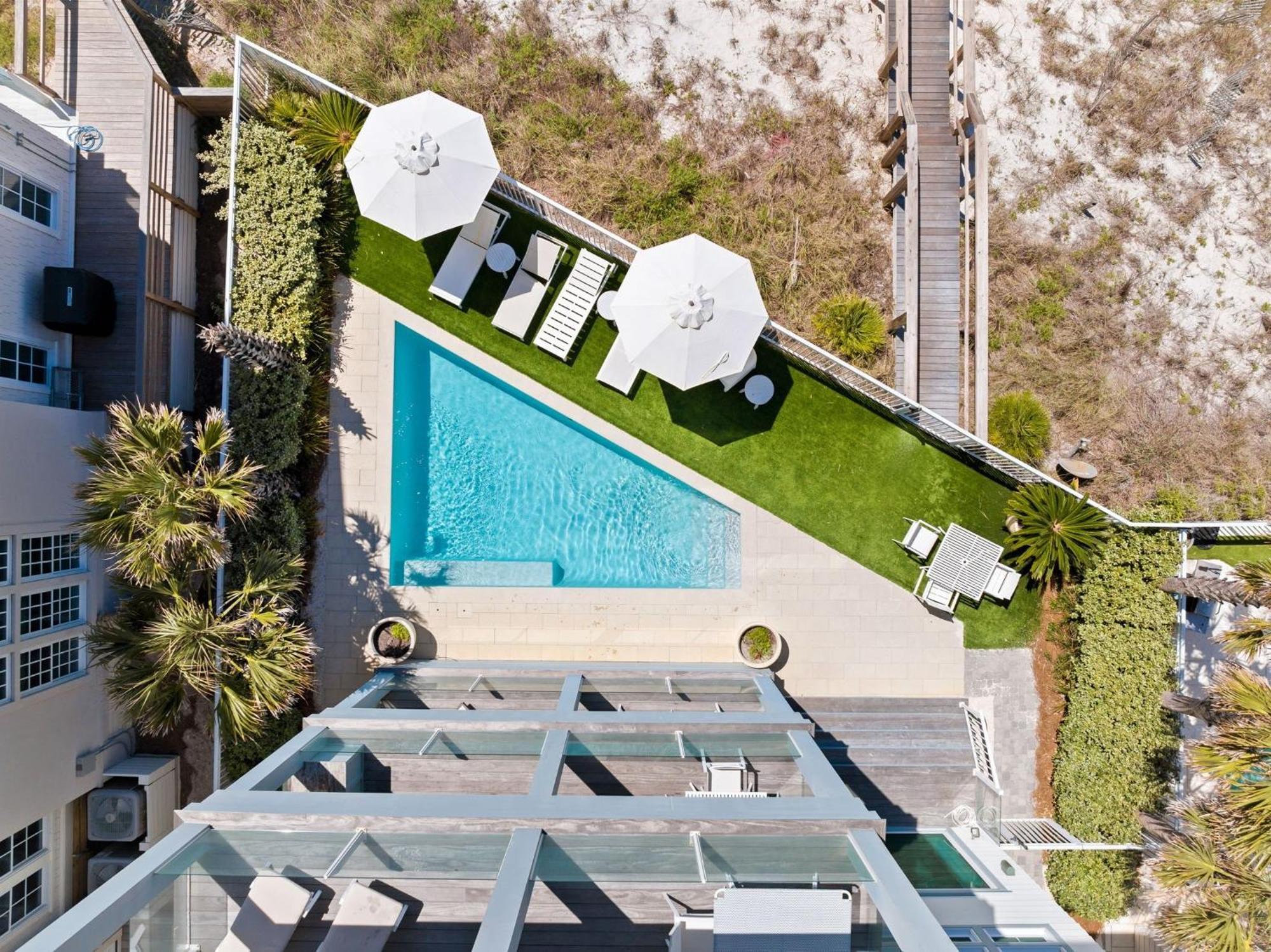 Gulf Front Luxurious With Private Pool And Access Holiday home *