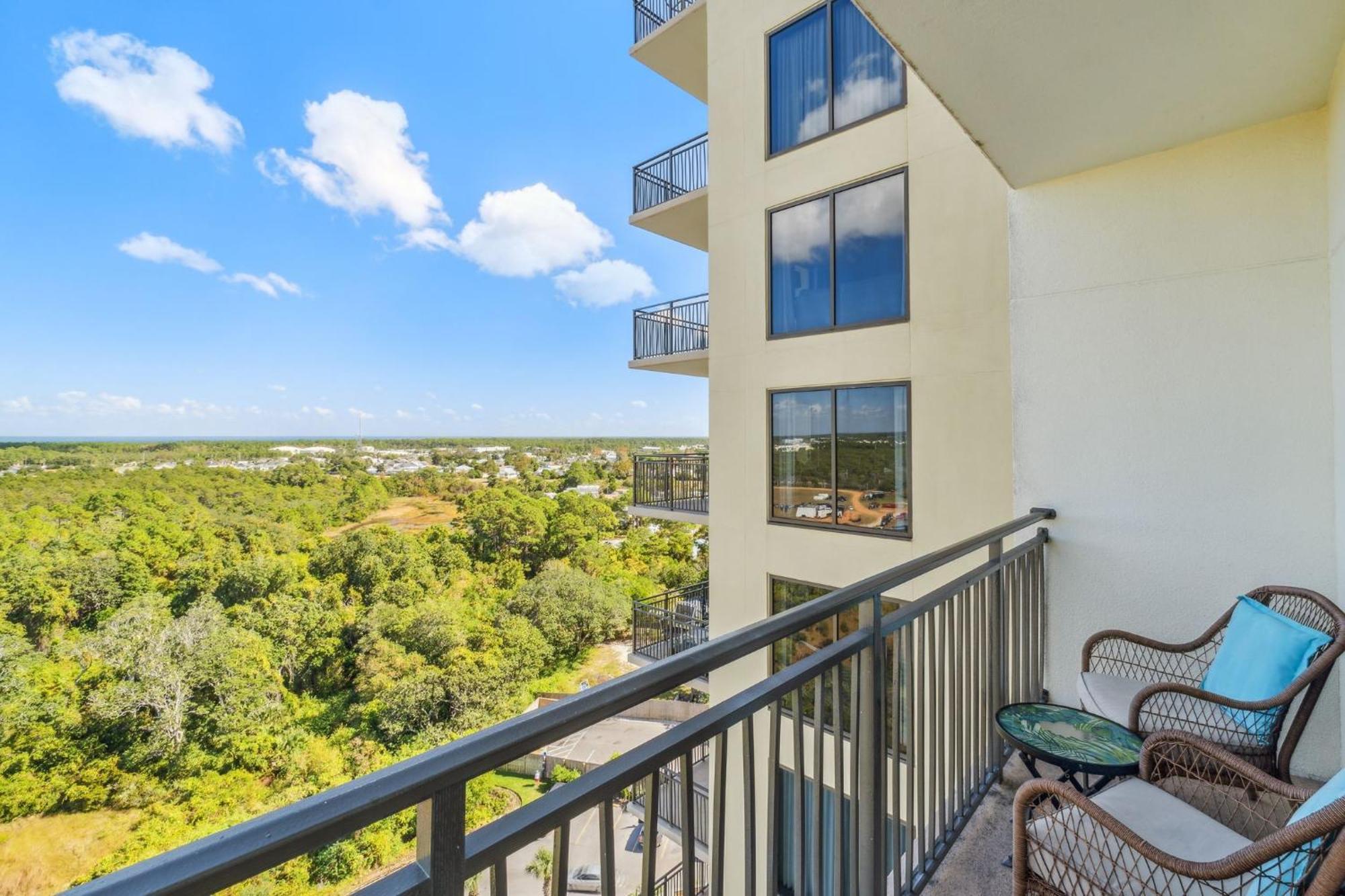 Origin 1213 - Newly Updated - Amazing Value Apartment *