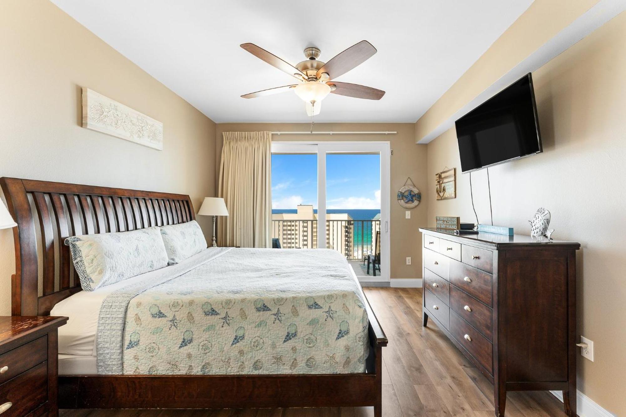 Laketown Wharf #1211 By Nautical Vacation *