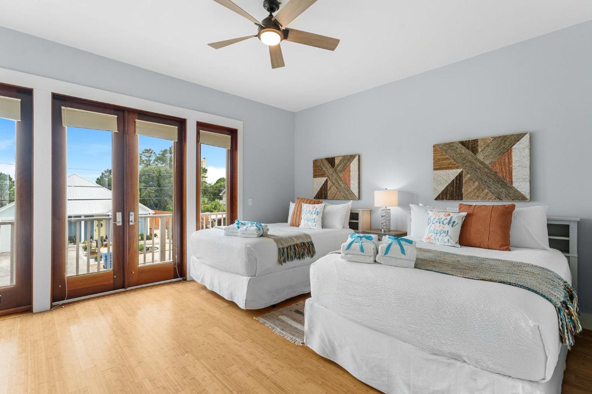 Bay Getaway! Bayfront 4br 4ba House Sleeps 12 Private Pool Boat Dock Panama City Beach