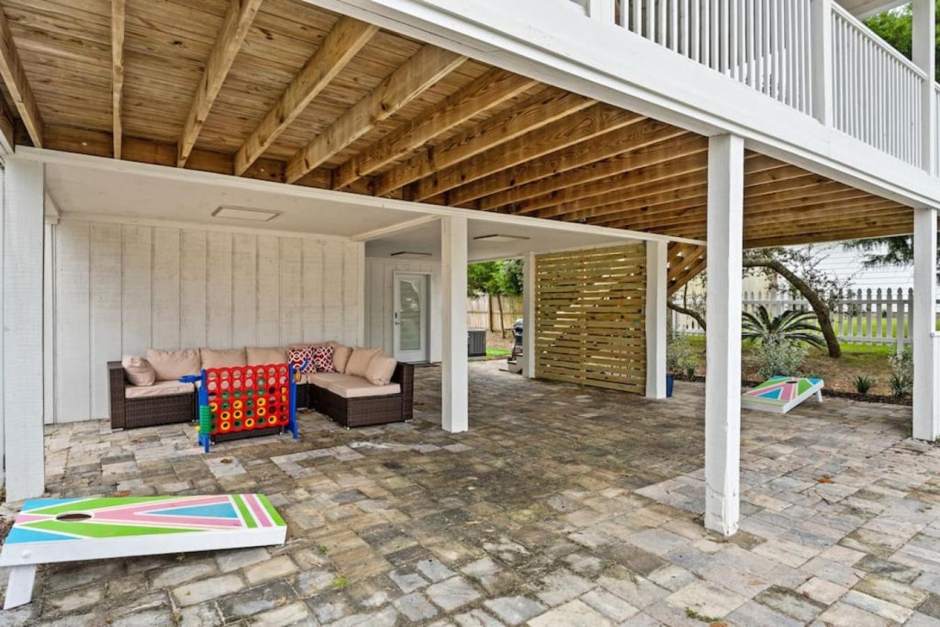 Holiday home Hot Tub, Fire Pit, Access, Putting Panama City Beach