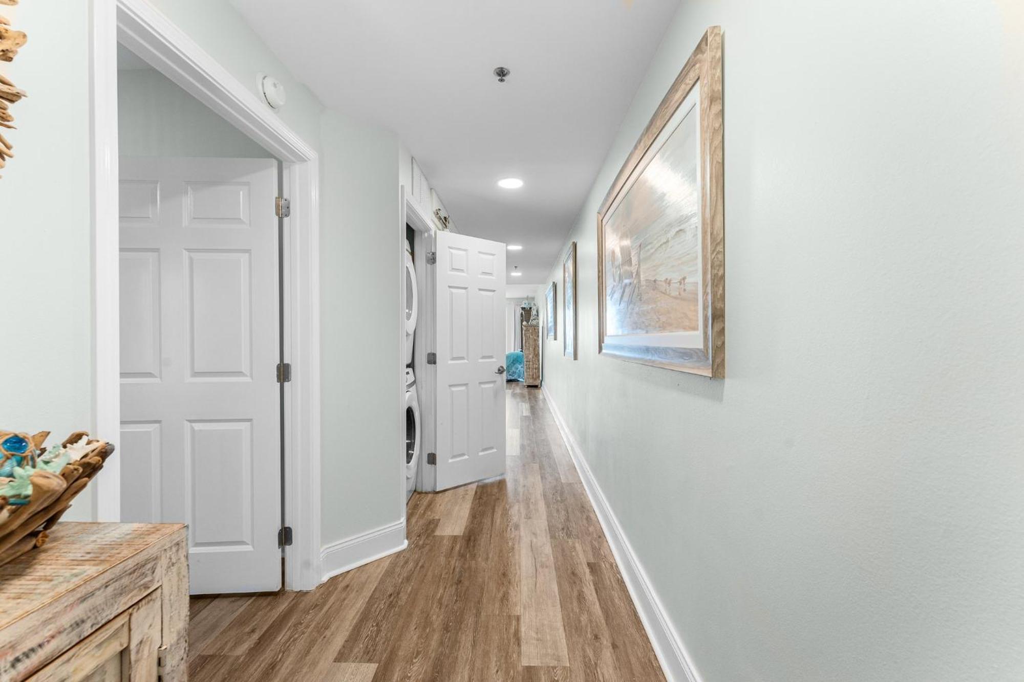 Modern Condo! Gulf Views & Amenities Galore! Presented By Dolce Getaways! Apartment Panama City Beach