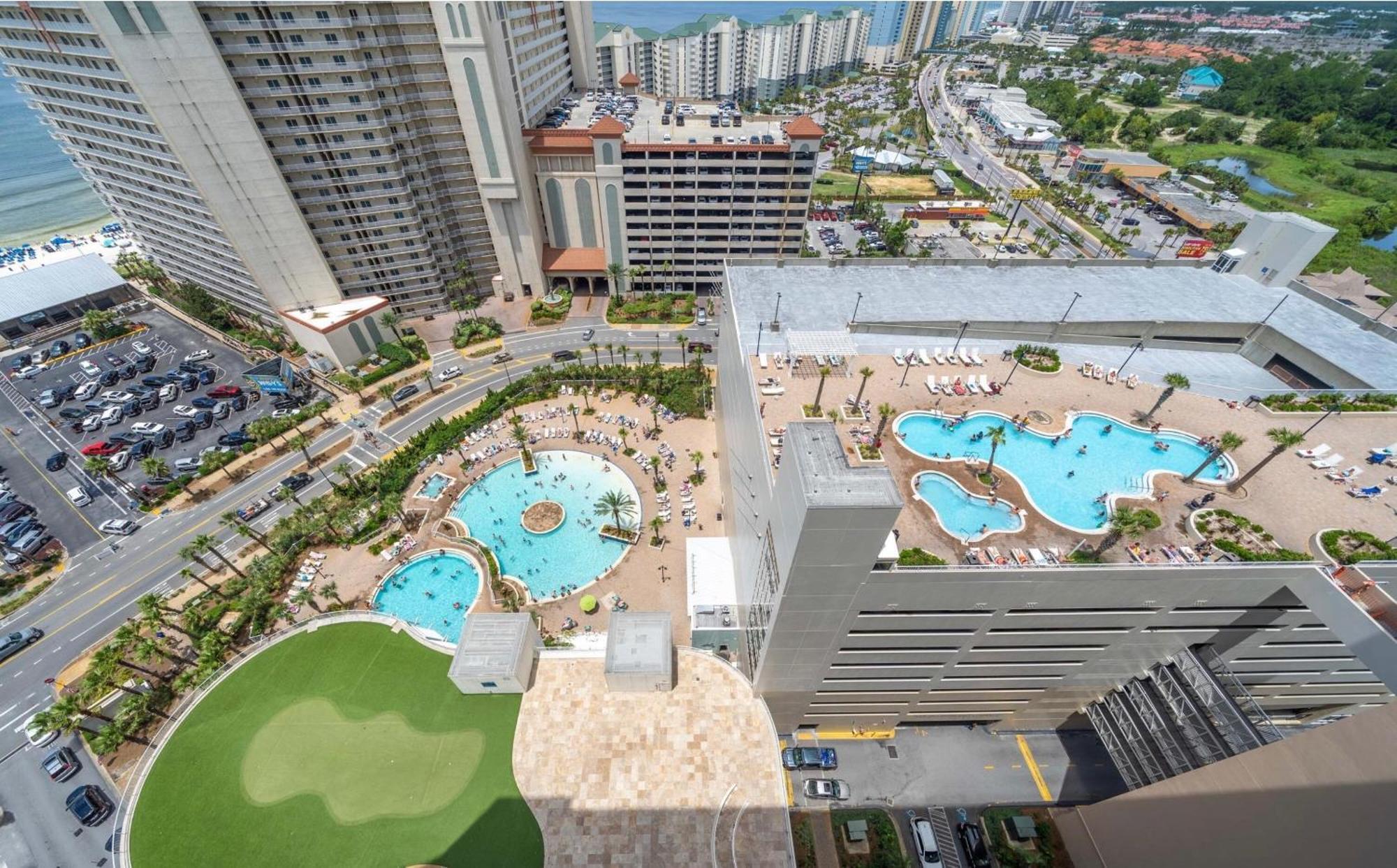 Modern Condo! Gulf Views & Amenities Galore! Presented By Dolce Getaways! Apartment *