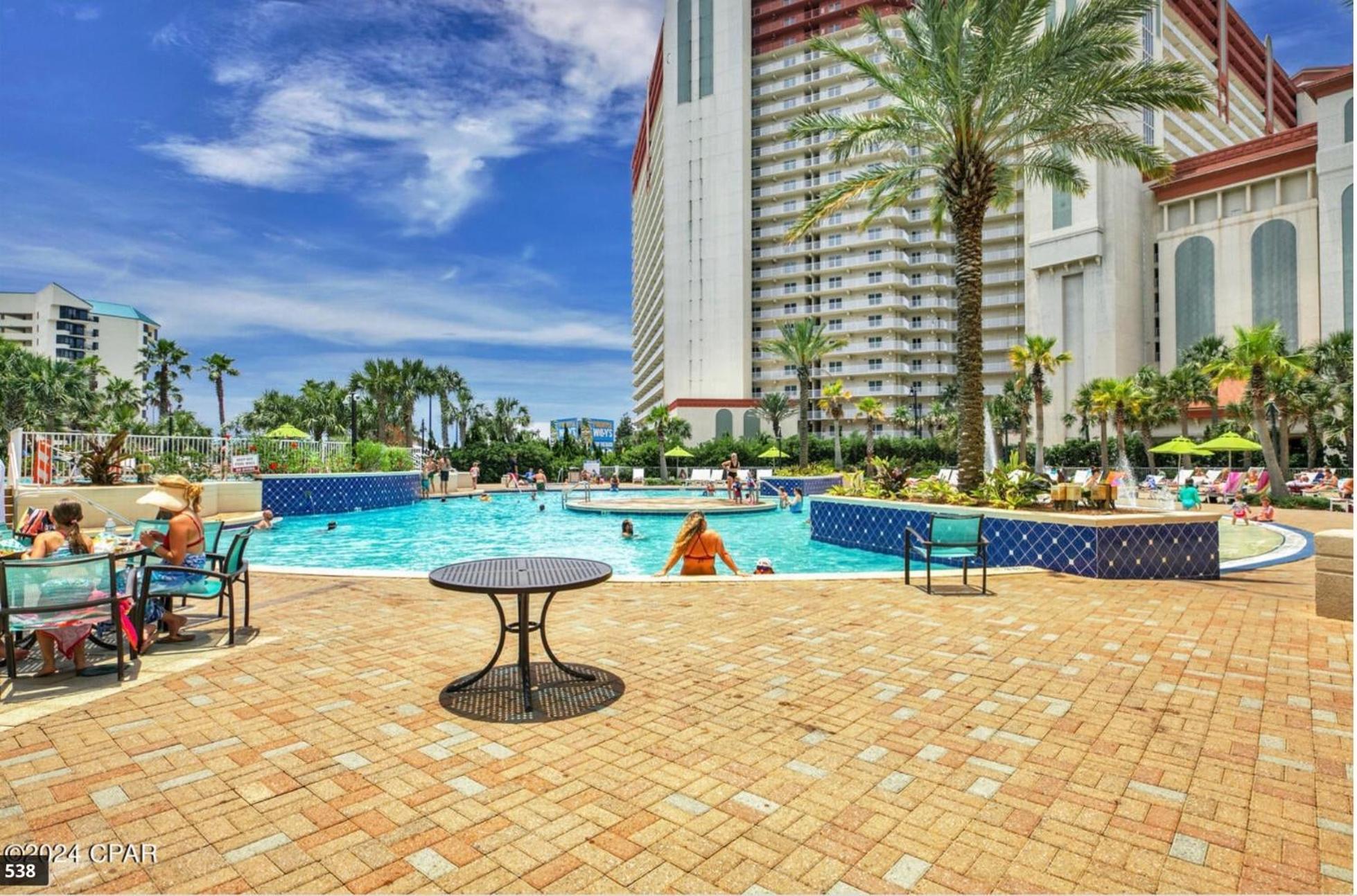 Modern Condo! Gulf Views & Amenities Galore! Presented By Dolce Getaways! Apartment Panama City Beach
