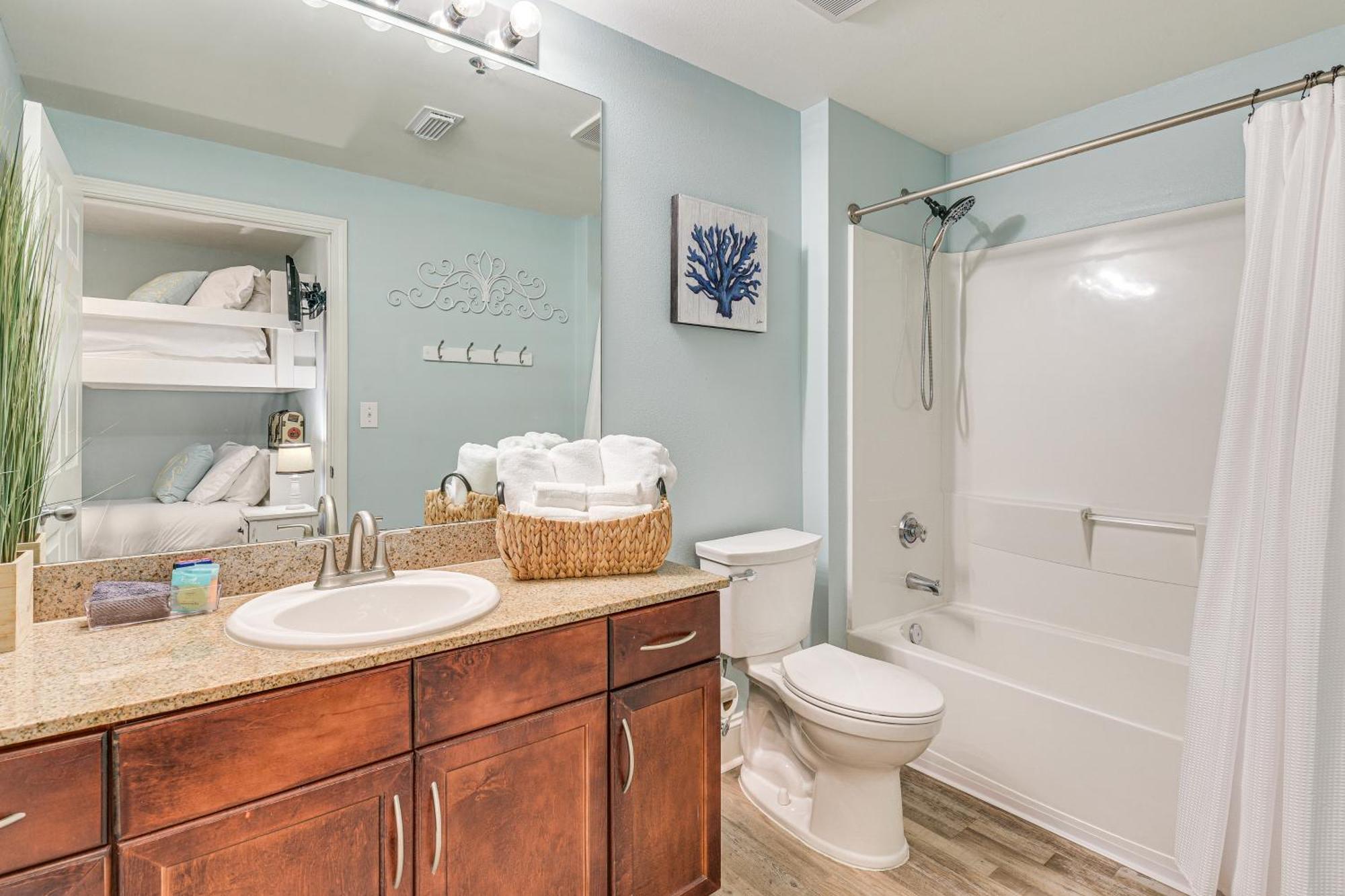 Apartment Ocean Oasis Pcb With Balcony And Views! Panama City Beach