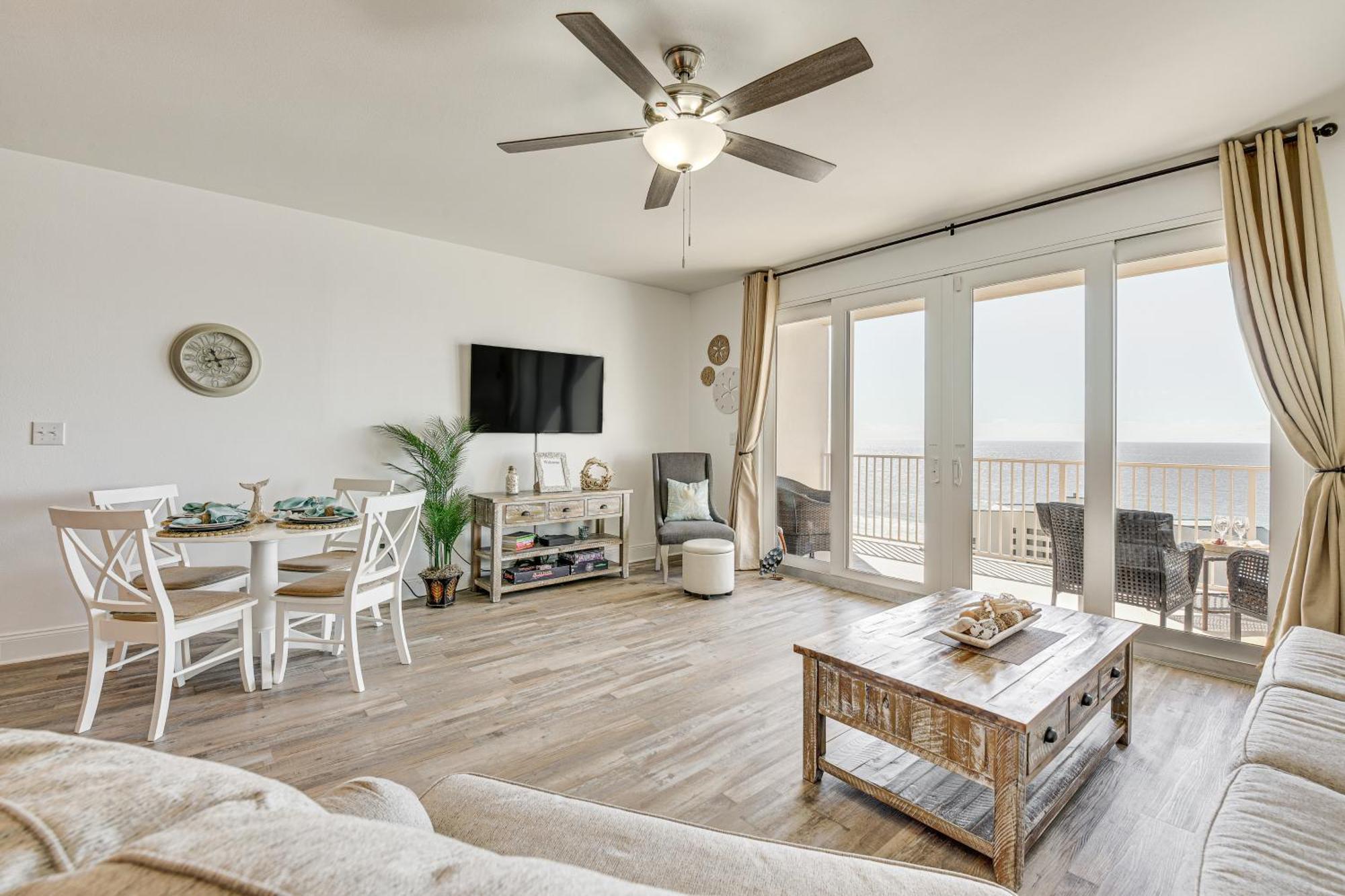 Apartment Ocean Oasis Pcb With Balcony And Views!