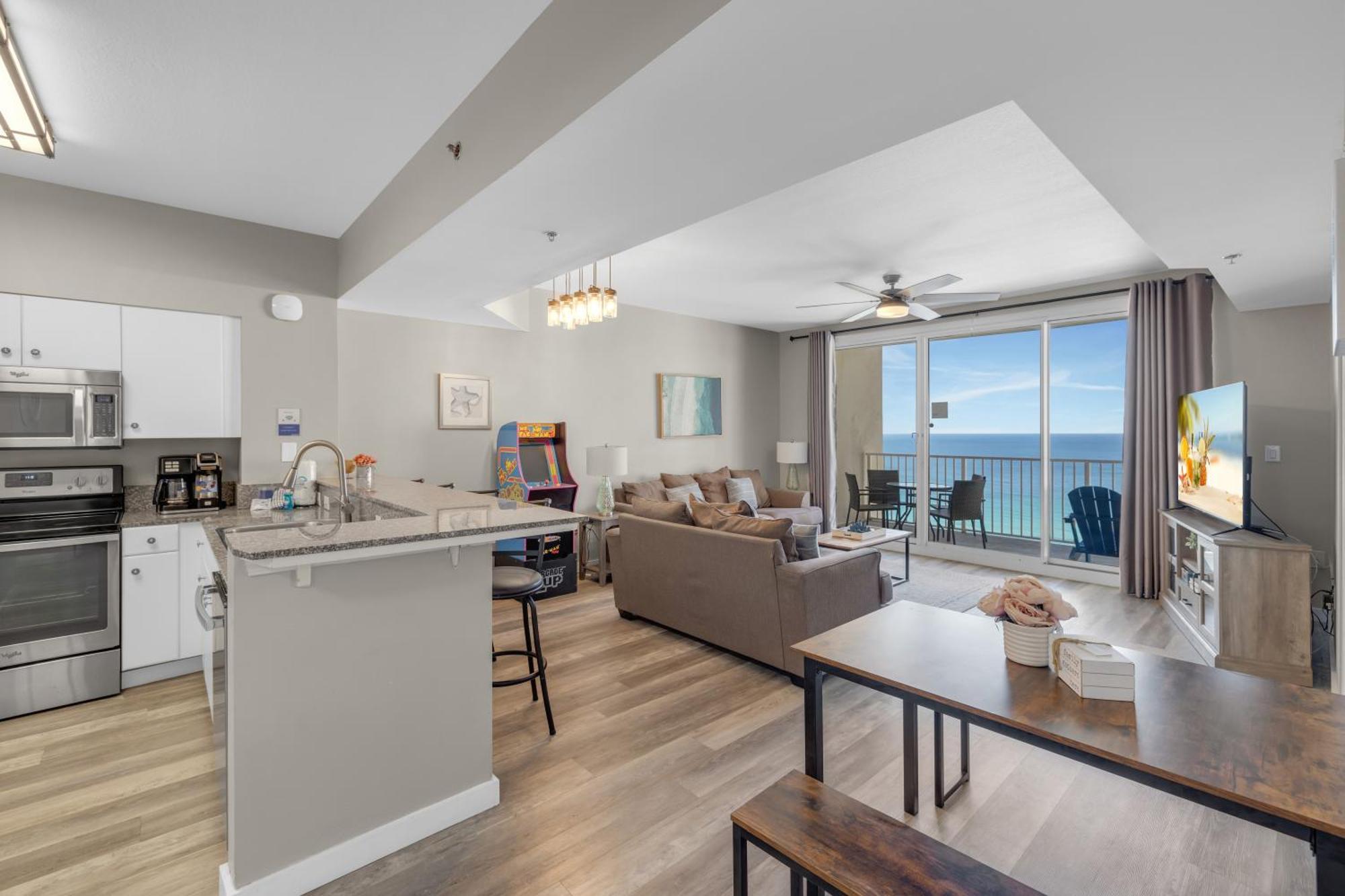 Apartment 2-bedroom Beachfront At Shores Of Panama! By Dolce Getaways Pcb! *