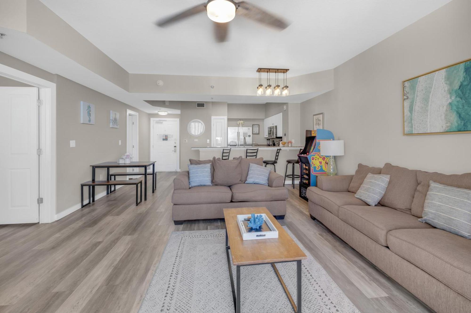 Apartment 2-bedroom Beachfront At Shores Of Panama! By Dolce Getaways Pcb! *