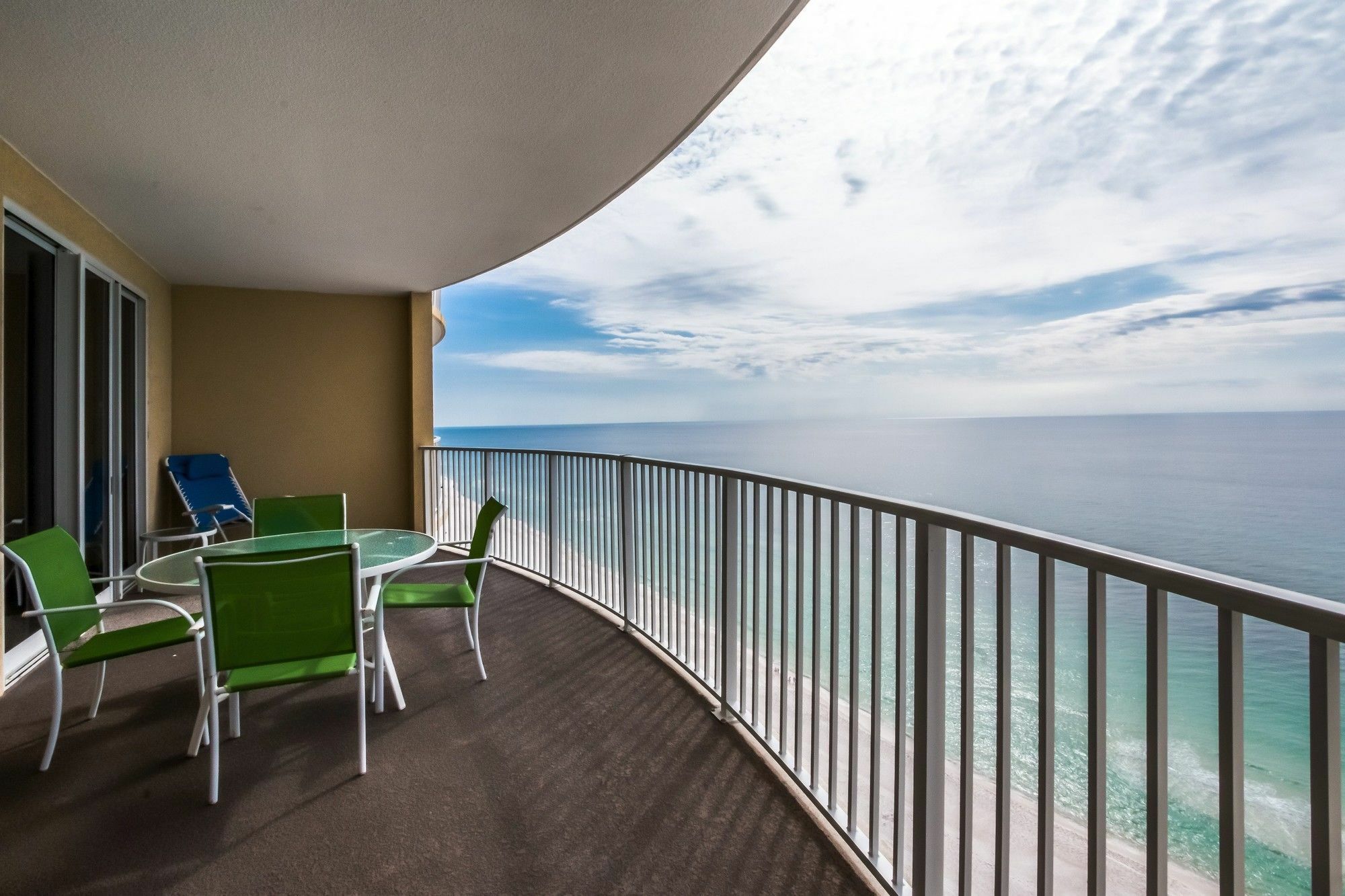 Aparthotel Twin Palms By Book That