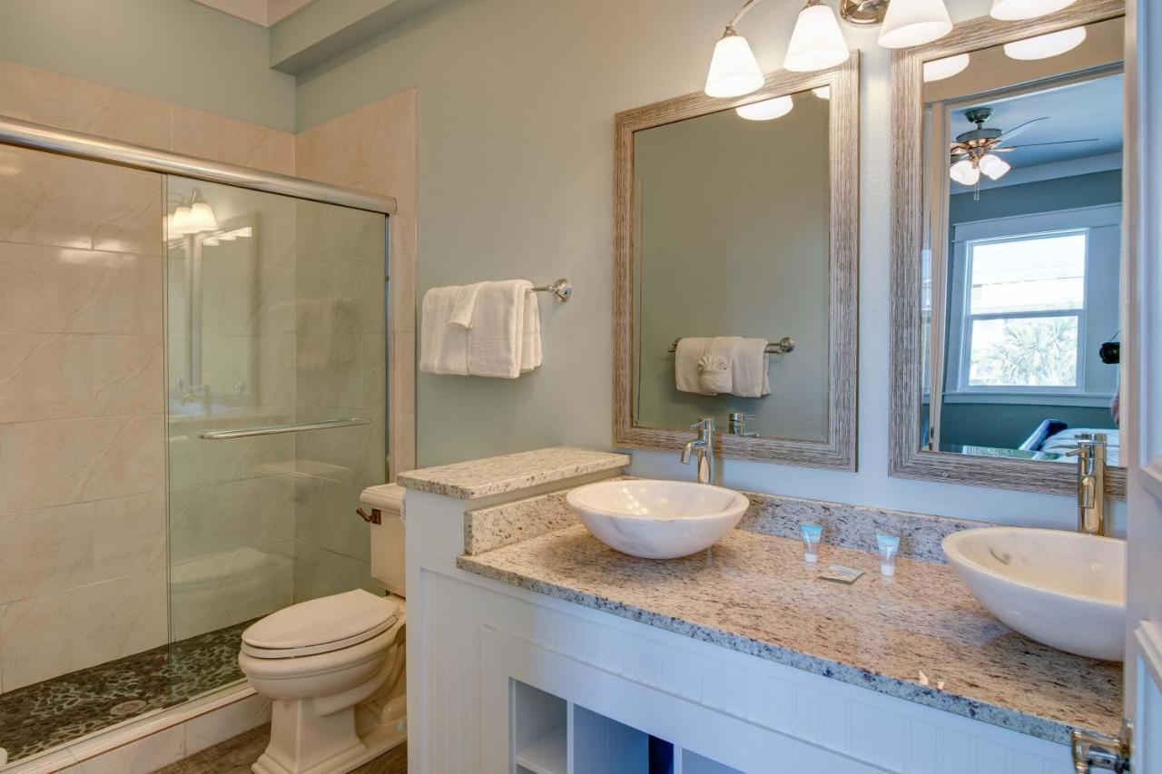 Holiday home Making Waves - New Rates For August 10 - September 3rd!!! *