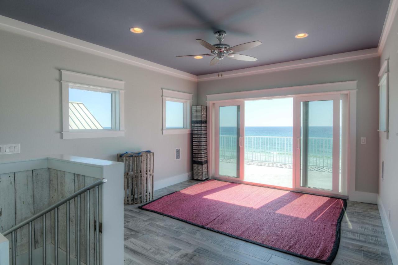Making Waves - New Rates For August 10 - September 3rd!!! Holiday home