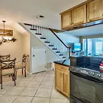 A View To Sea! West End! Sleeps 12! Hot Tub!