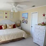 A View To Sea! West End! Sleeps 12! Hot Tub!