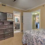 11Th-Floor Pcb Condo With Ocean View, Walk To Dining
