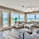 Island Time- Wonderful Private Beachfront Home - Beautiful!!!