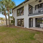 Edgewater Resort Beach & Golf Villa! Steps To The Beach!