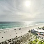 Beachfront Resort Condo With Access To Pools!