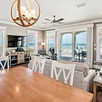 Southern Comfort - Beautiful Private Beachfront Home!
