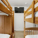 Lyndell Beach Cottage