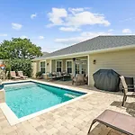 Pet Friendly Beach House - Paradise On Palm By Panhandle Getaways