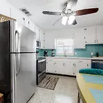 Sunnyside Beach House