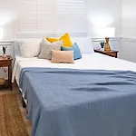 Conch Cottage