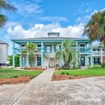 Seashells At The Beach Retreat