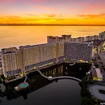 Laketown Wharf 0628