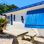 Salty Seahorse Bungalow