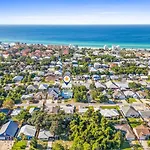 Beach House - Palm Paradise By Panhandle Getaways