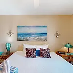 Seaside Sensibilities