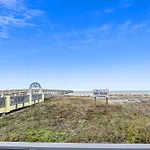 Lagoon Cocune By Book That Condo