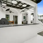 213 Sandyshore Shore To Please 6 Bedroom 6Ba Steps From The Beach