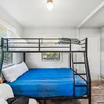2340 Grand Oaks Ln Home