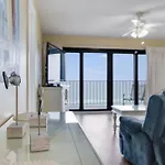 Commodore 605 3 Bedroom 3 Ba With 2 Beachfront Masters