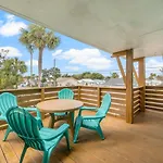Gone Coastal Laguna Beach Pet Friendly